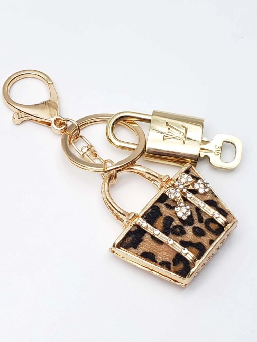 LV Gold Padlock 🔑 Authentic Louis Vuitton Charm + Unbranded Bag Keychain - Picture 5 of 8